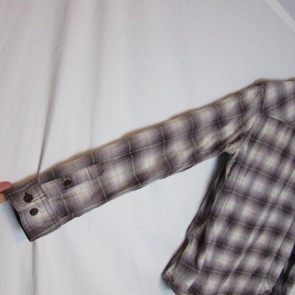 Carhartt Purple Plaid Button Up Shirt Women's Medium Flannel Long Sleeve - Picture 5 of 6